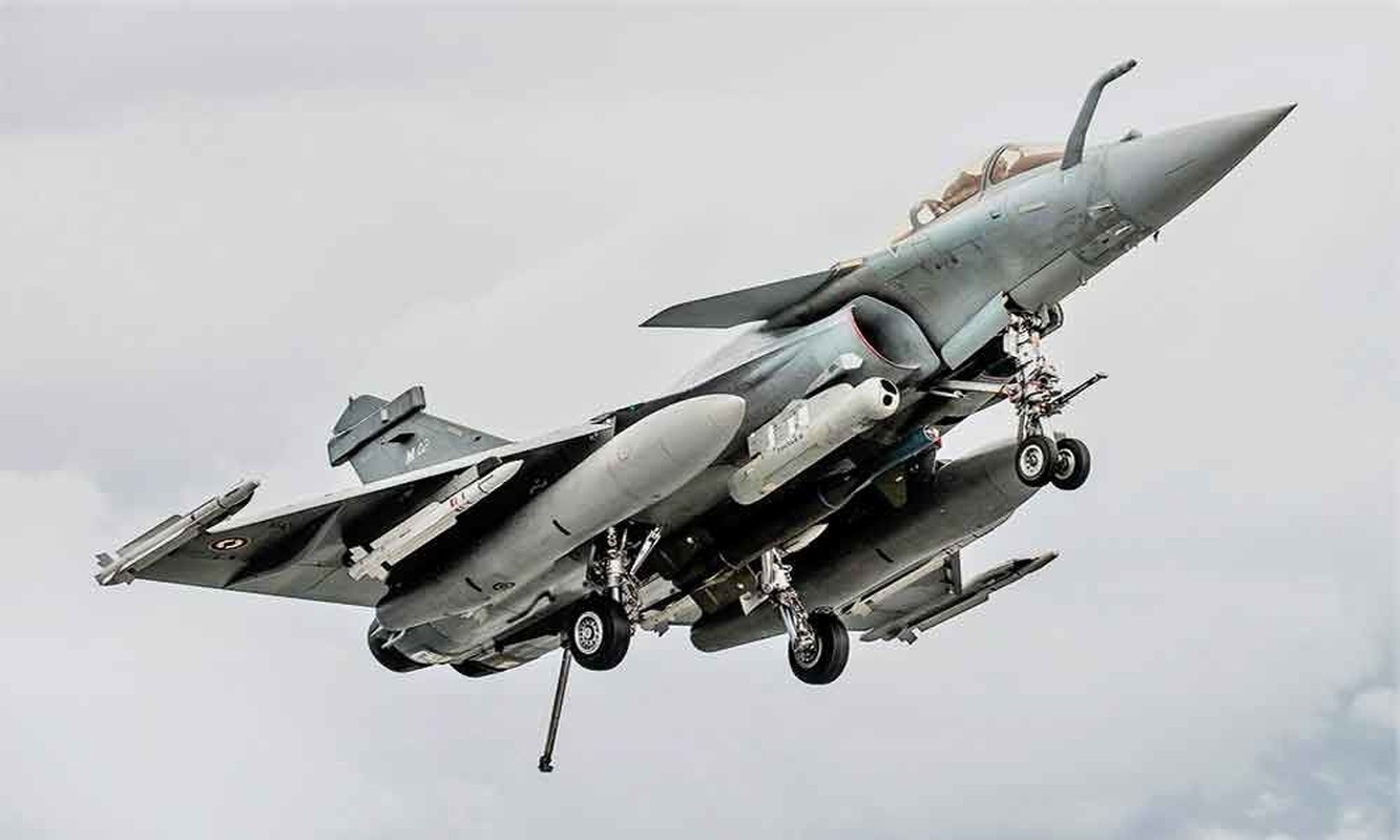 Su-30 cua An Do co gi hon Rafale ma phi cong Phap 