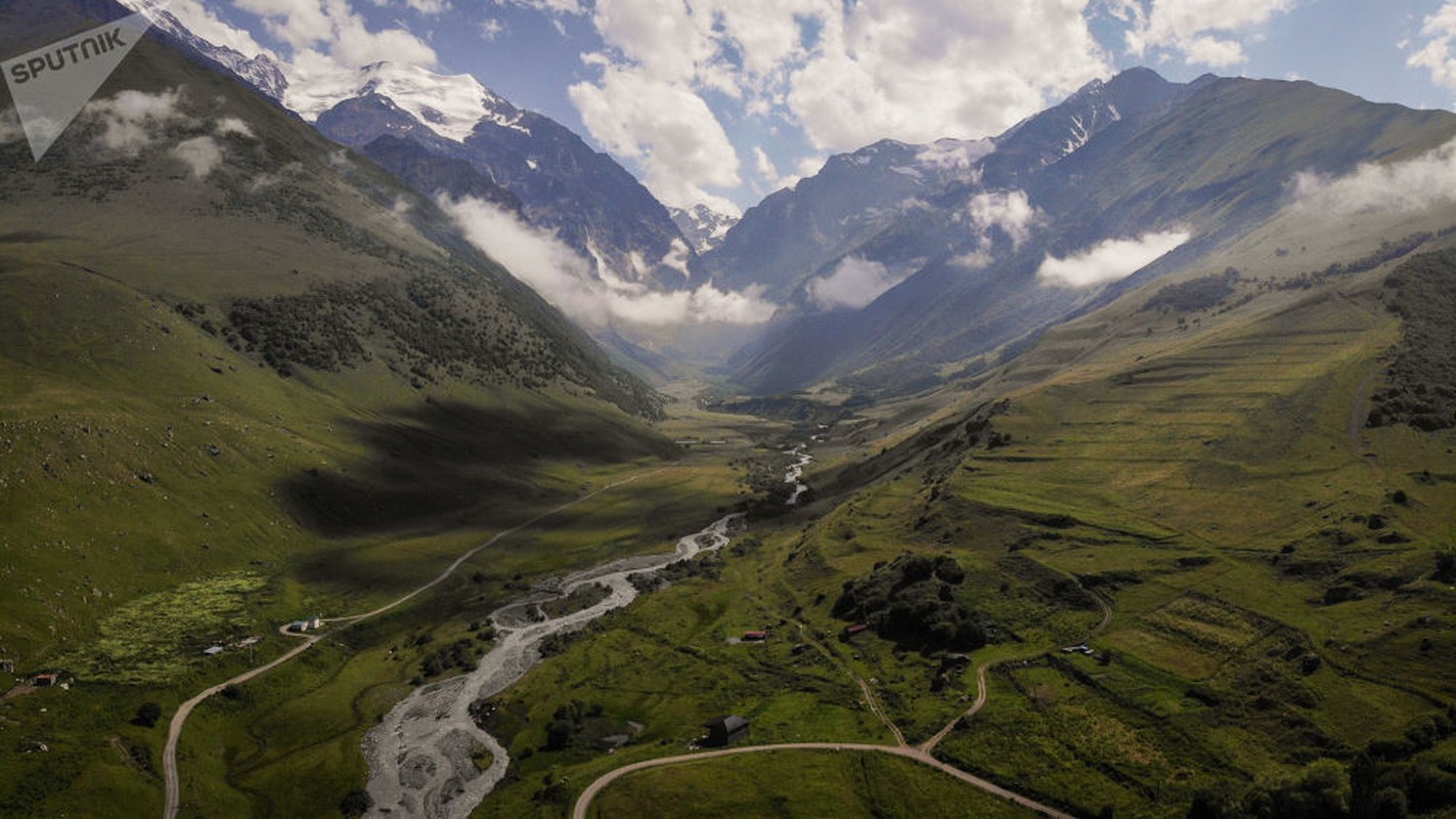 Lanh nguoi kham pha “thanh pho chet” o Cong hoa Bac Ossetia-Hinh-6