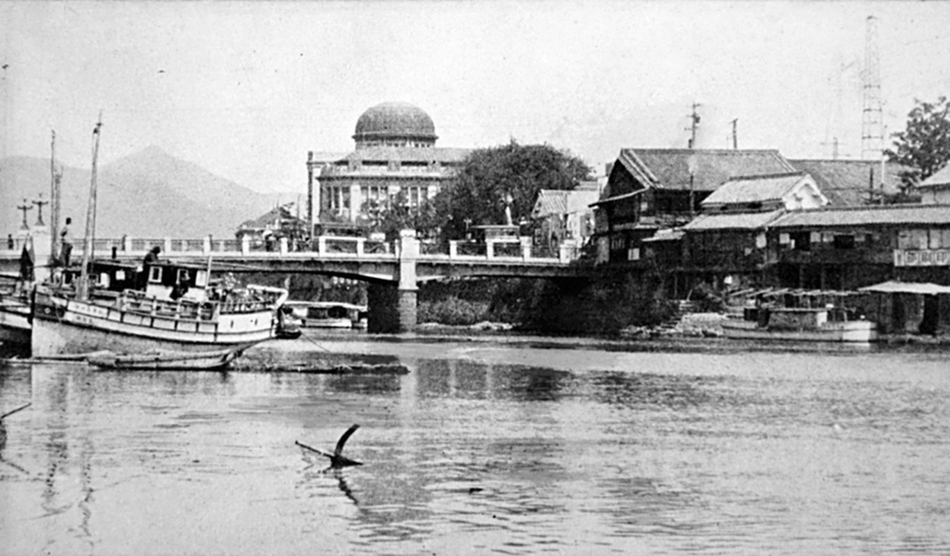 Ngay nay nam xua: Hiroshima hung chiu qua bom nguyen tu dau tien!-Hinh-2