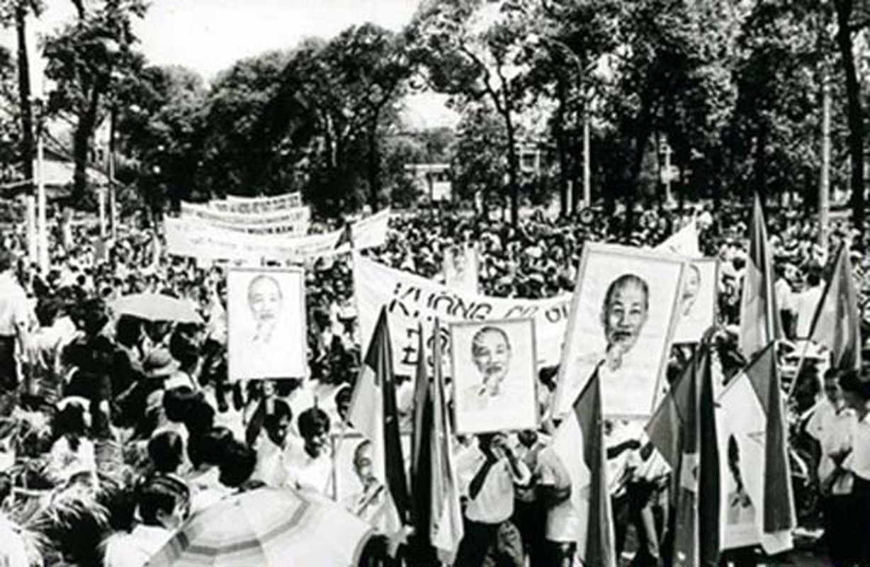 Bien nguoi tai Quang truong Ba Dinh trong ngay lich su 2/9/1945-Hinh-5