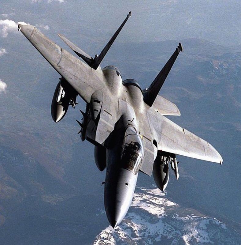 Khong quan My dung F-15 