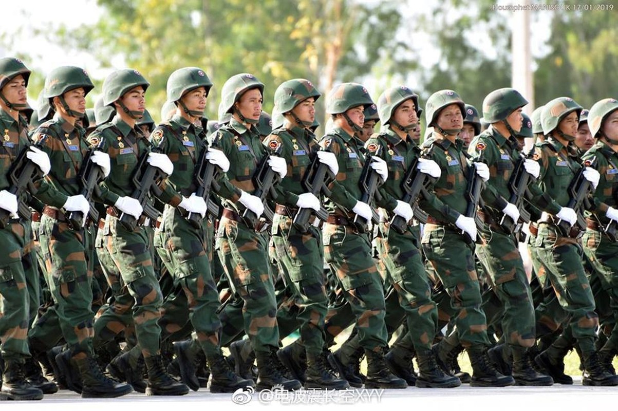 Боевая военная форма. Армия Лаоса. АРМИ Лаос. Министр обороны Лаоса. Военная форма Лаоса.
