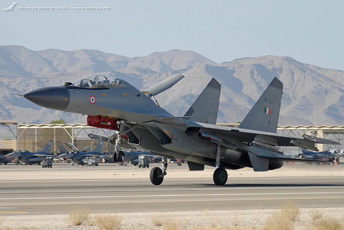 Su-30MKI nang cap phat hien duoc F-35, J-20... Viet Nam se hoc theo?-Hinh-7