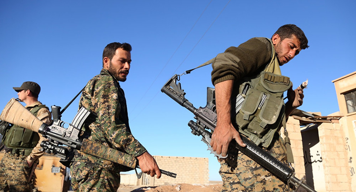 10.000 nguoi Kurd da chet khi danh IS va gio bi My 