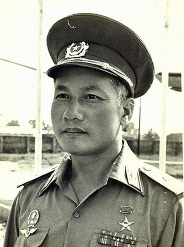 Tu hao dan phi cong cap “Ace” cua Khong quan Viet Nam thoi danh My-Hinh-3
