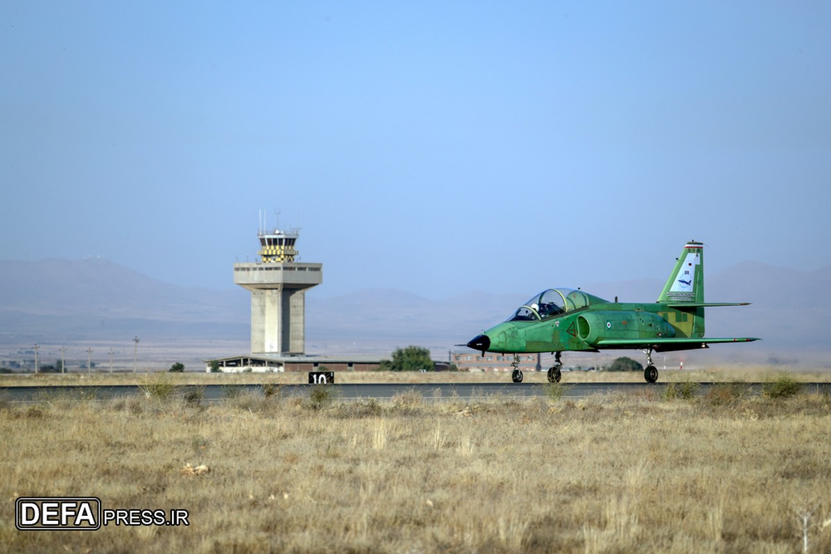 Khong quan Iran huan luyen phi cong bang may bay giong het F-5 My-Hinh-6
