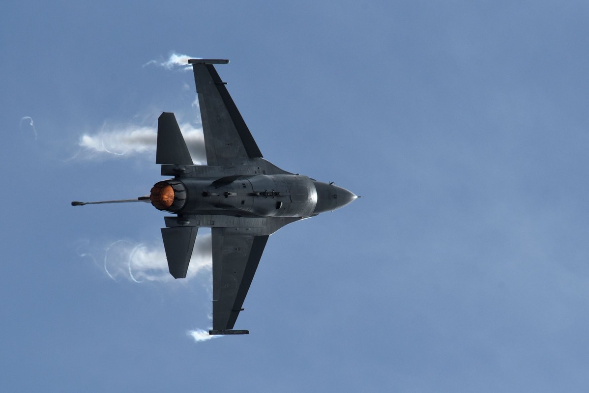 Thuong vu F-16V giua My va Dai Loan khien Trung Quoc 