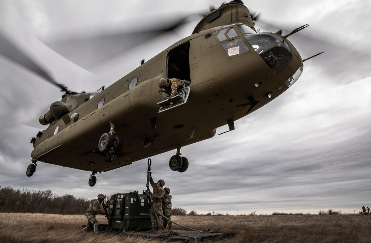 Taliban tuyen bo ban ha truc thang CH-47 cua My, Washington im lang!-Hinh-4
