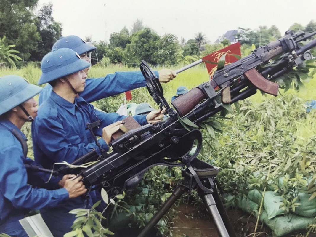 Bo anh chua tung cong bo ve luc luong Quan doi nhan dan Viet Nam thien chien, tinh nhue