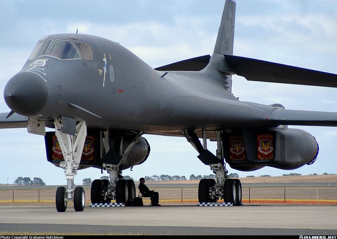 May bay nem bom B-1B Lancer cua My se bay cao hon va… cham hon?-Hinh-2