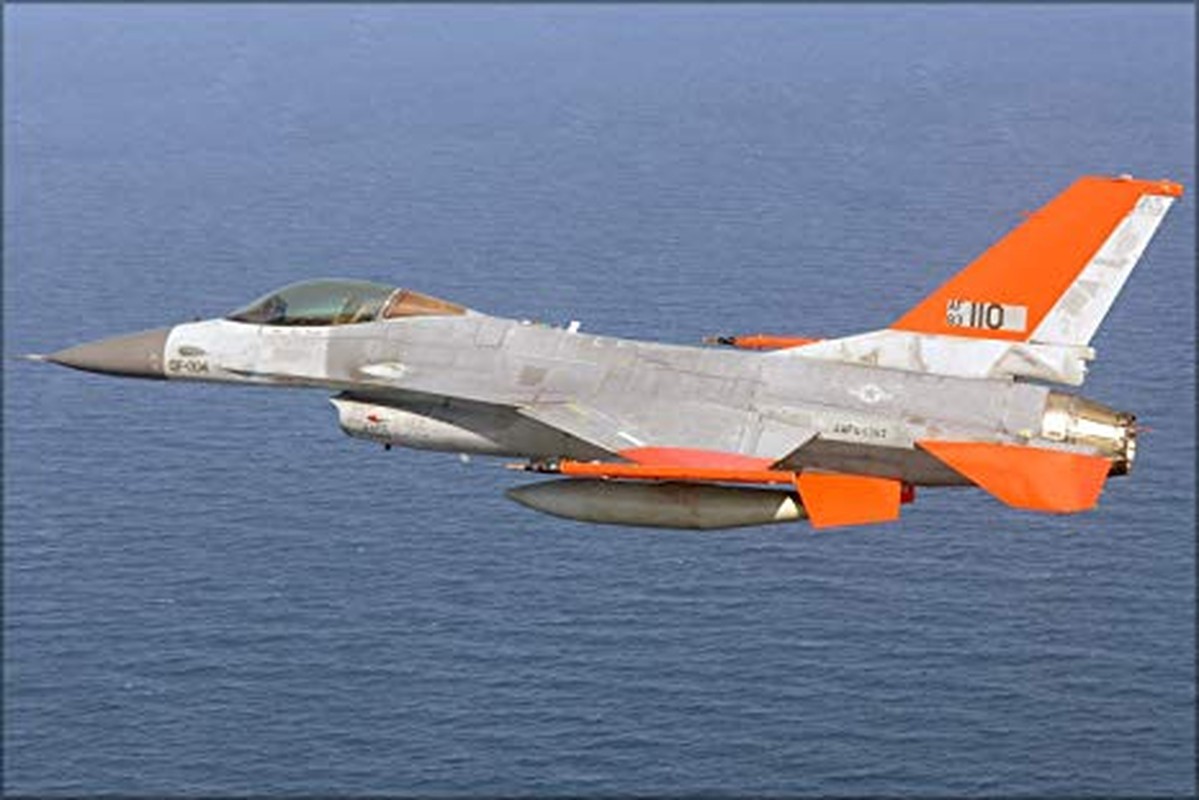 Chuyen that nhu dua: My nang cap F-16 thanh may bay… dieu khien tu xa-Hinh-2