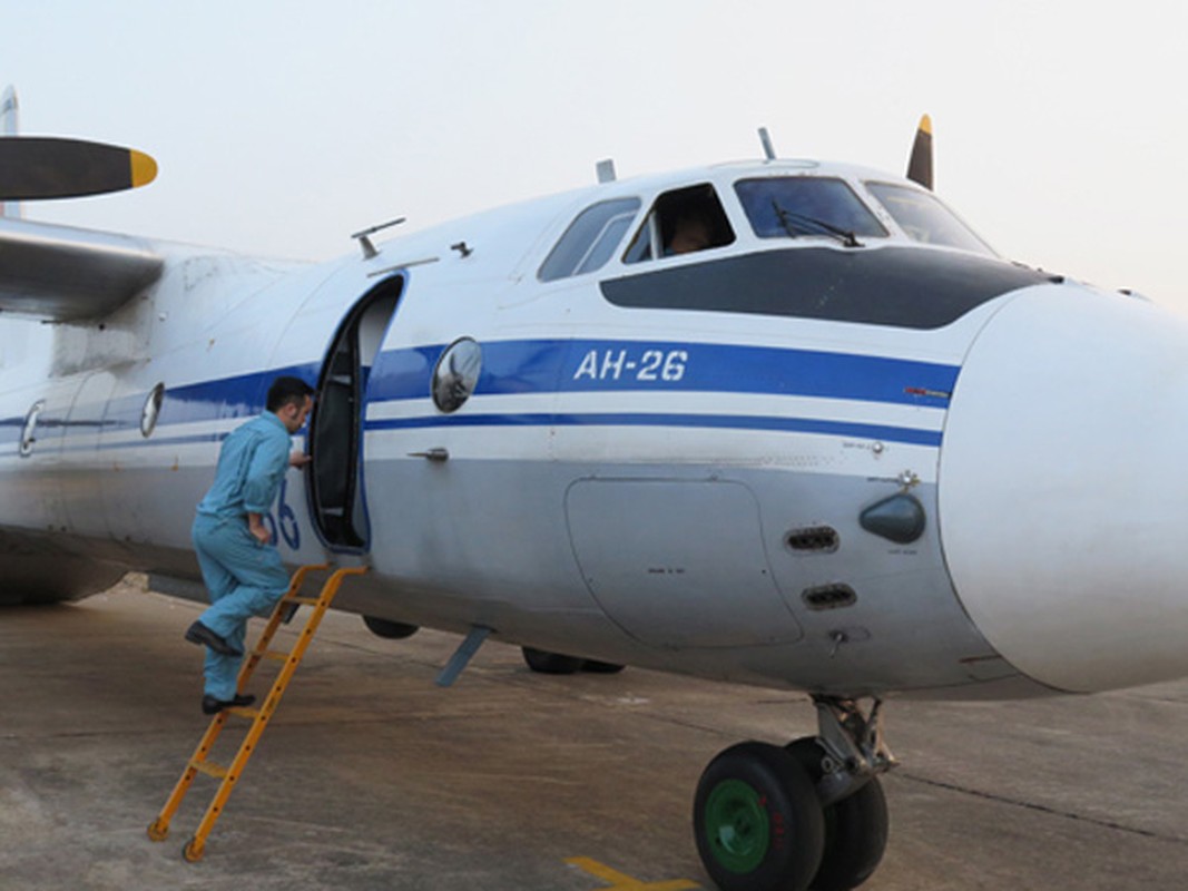 Tiec dut ruot dan phi co An-26 cua Viet Nam: Be ngoai moi cung van phai “ve huu“-Hinh-8