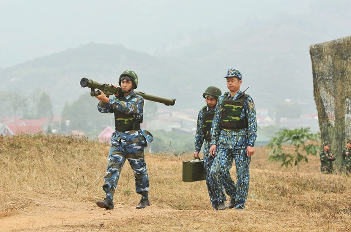 Ten lua phong khong vac vai Viet Nam san xuat: Khac tinh cua nhieu loai truc thang