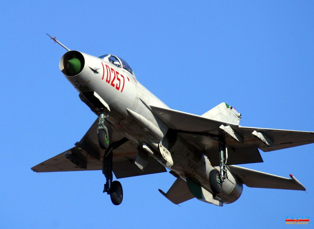 Viet Nam loai bien MiG-21 tu lau, den nay Trung Quoc van dung J-7 nhu… chu luc-Hinh-8