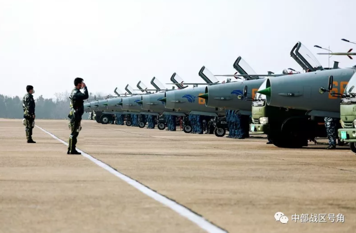 Viet Nam loai bien MiG-21 tu lau, den nay Trung Quoc van dung J-7 nhu… chu luc