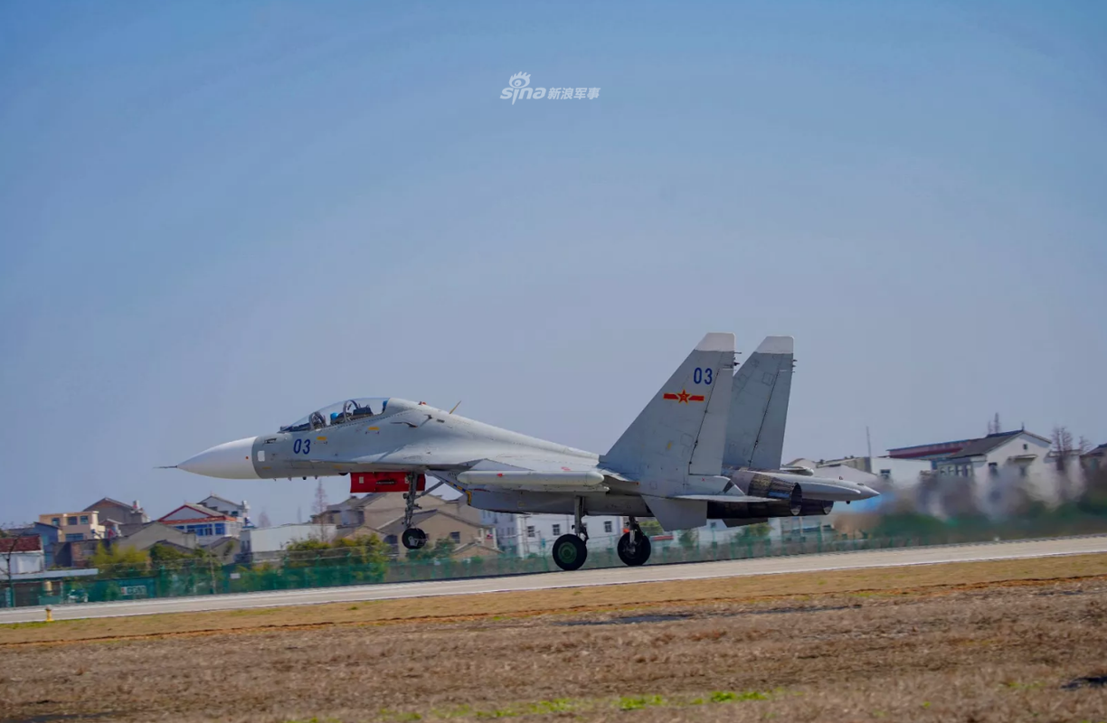 So luong tiem kich Su-30MK2 Trung Quoc so huu lieu co bang Viet Nam?-Hinh-3