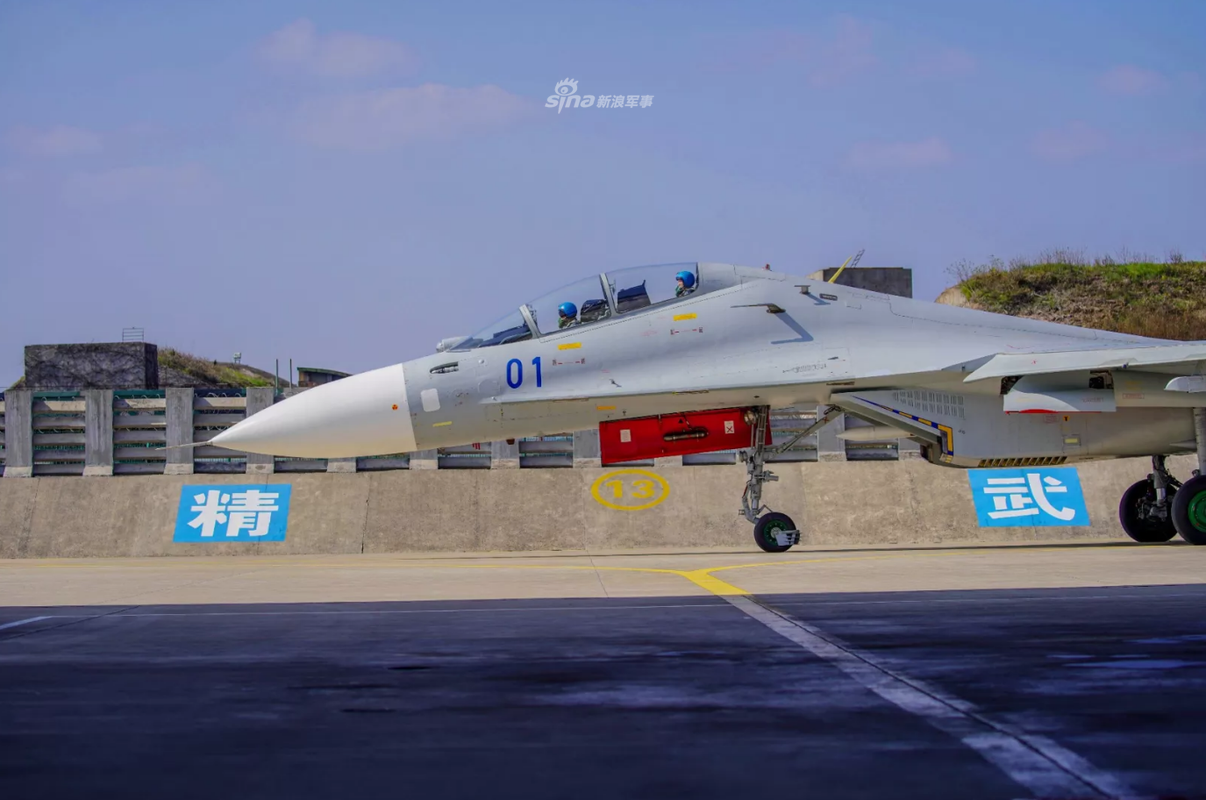 So luong tiem kich Su-30MK2 Trung Quoc so huu lieu co bang Viet Nam?