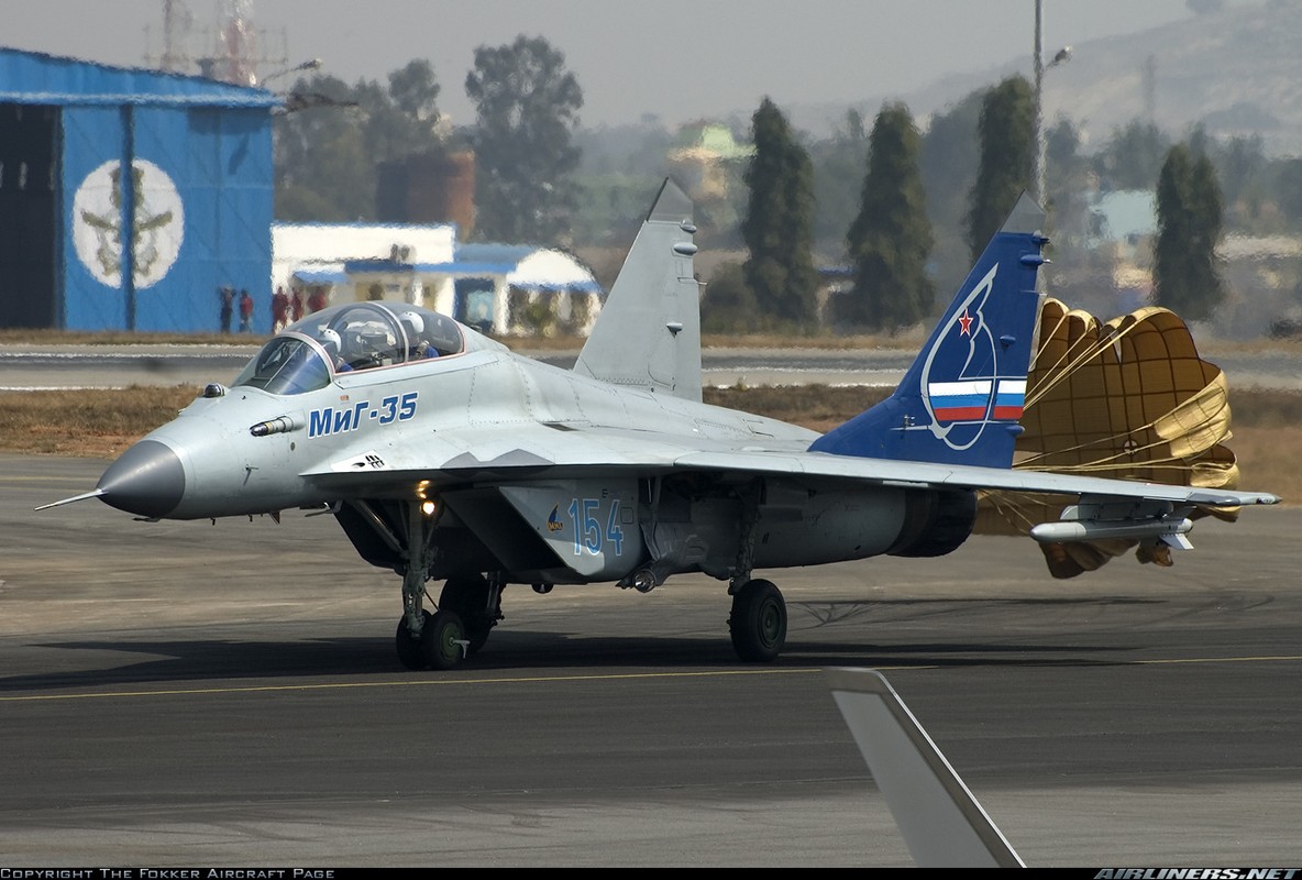 Tiem kich MiG-35 Nga trang bi kha nang ha canh tu dong: Binh moi ruou cu?-Hinh-6