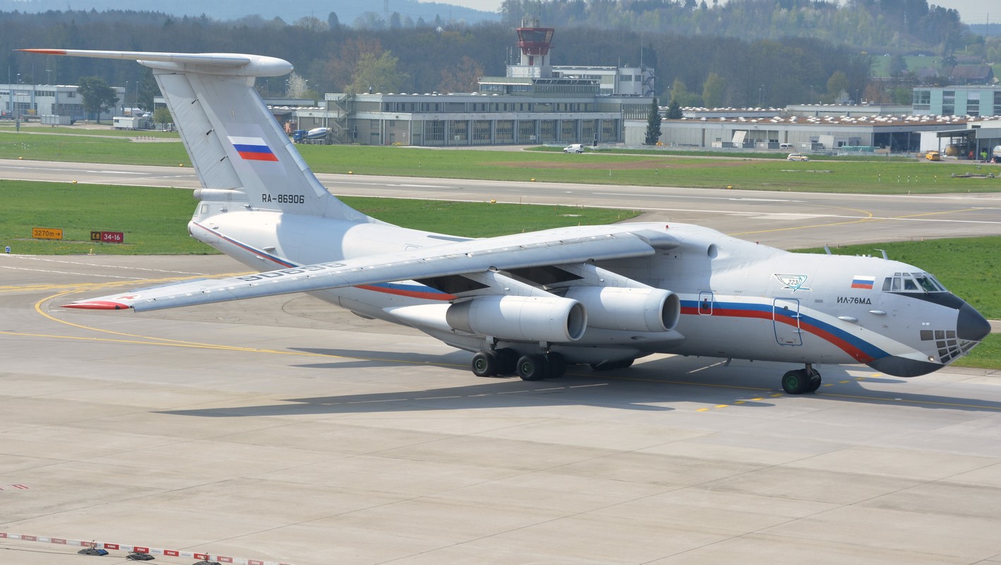 Viet Nam nen nhap bien may bay Il-76 Nga lam van tai co chien luoc?-Hinh-3