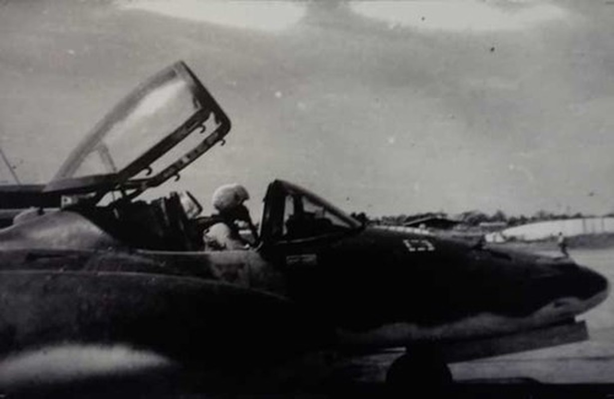 Hinh anh cuc hiem ve bien doi A-37 cua Viet Nam trong qua khu-Hinh-10