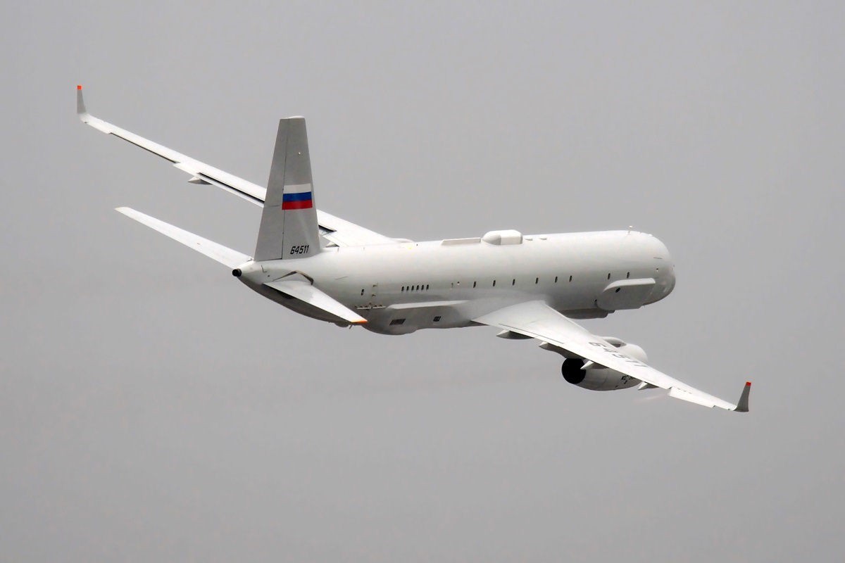 Nga dua may bay trinh sat Tu-214R toi Syria, quyet khong chun buoc?-Hinh-5