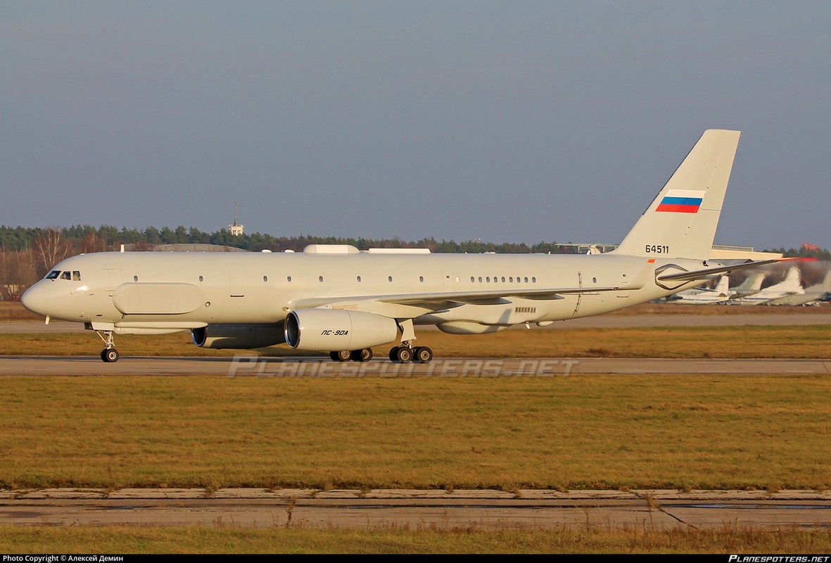 Nga dua may bay trinh sat Tu-214R toi Syria, quyet khong chun buoc?-Hinh-8