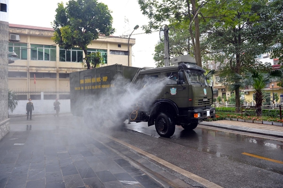 Bo doi phong hoa cang minh phan ung the nao truoc Covid-19?-Hinh-3