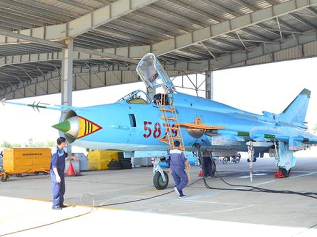 Khoang lai co dien cua Su-22 - chien dau co dong nhat cua Khong quan Viet Nam