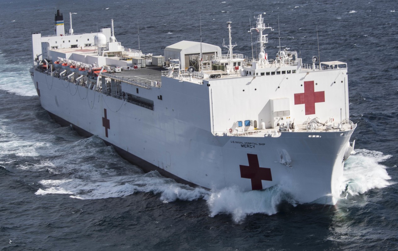 Nhu tro dua: Tau benh vien USNS Comfort 1000 giuong nhung chi chua… 20 benh nhan-Hinh-6