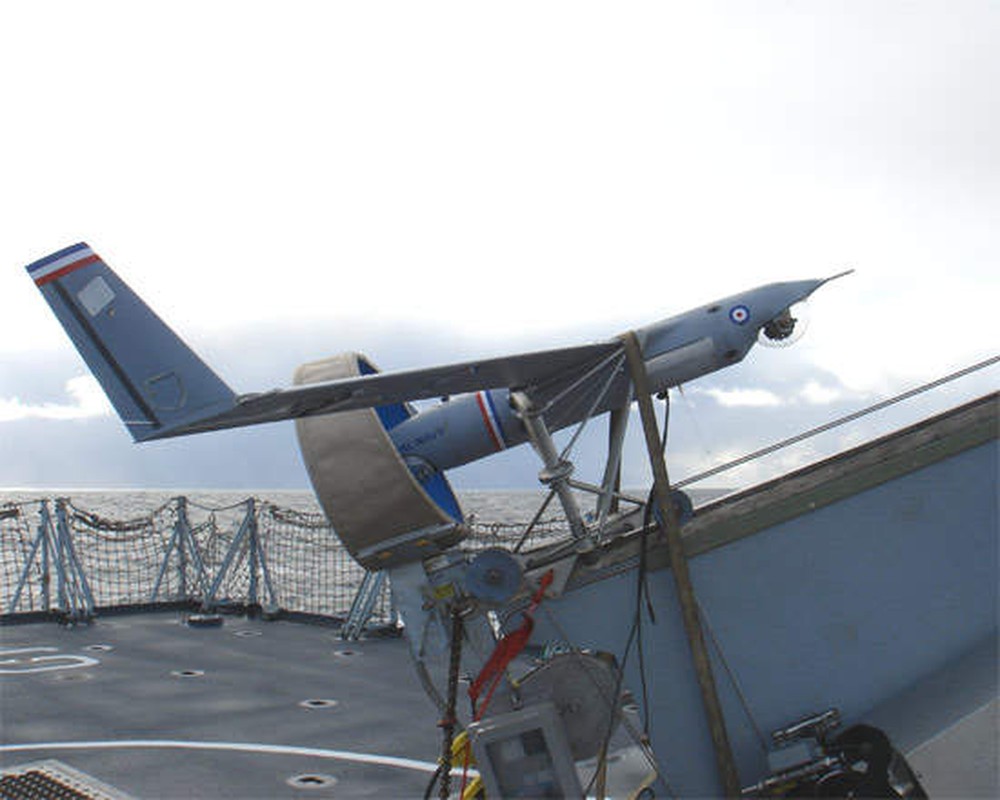 Bao gio Viet Nam mua duoc UAV ScanEagle cua My giong nhu 