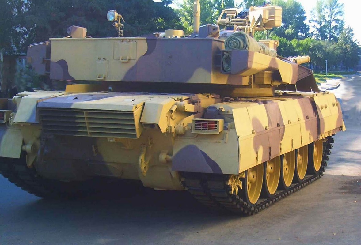 Tai sao Viet Nam khong nen nang cap xe tang T-55 len phien ban T-55M8A2 Tifon?-Hinh-7