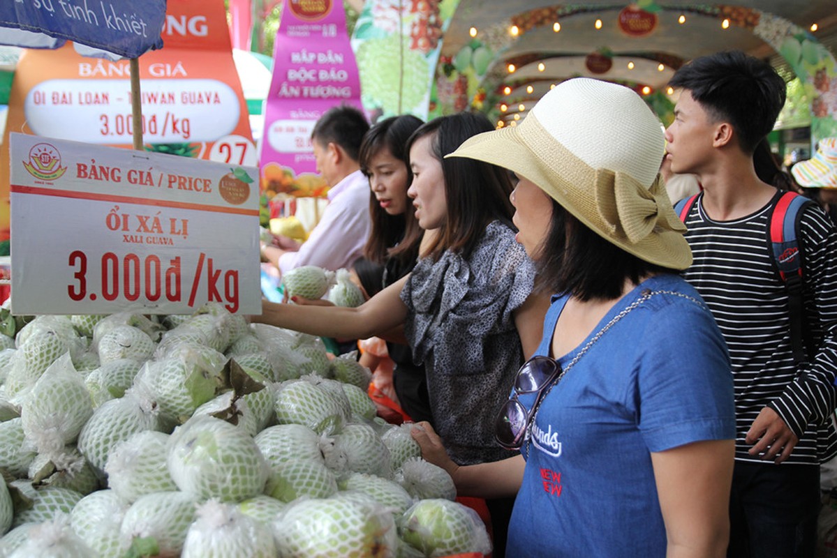 Tranh mua mua sau rieng, vai o cho trai cay Sai Gon-Hinh-10