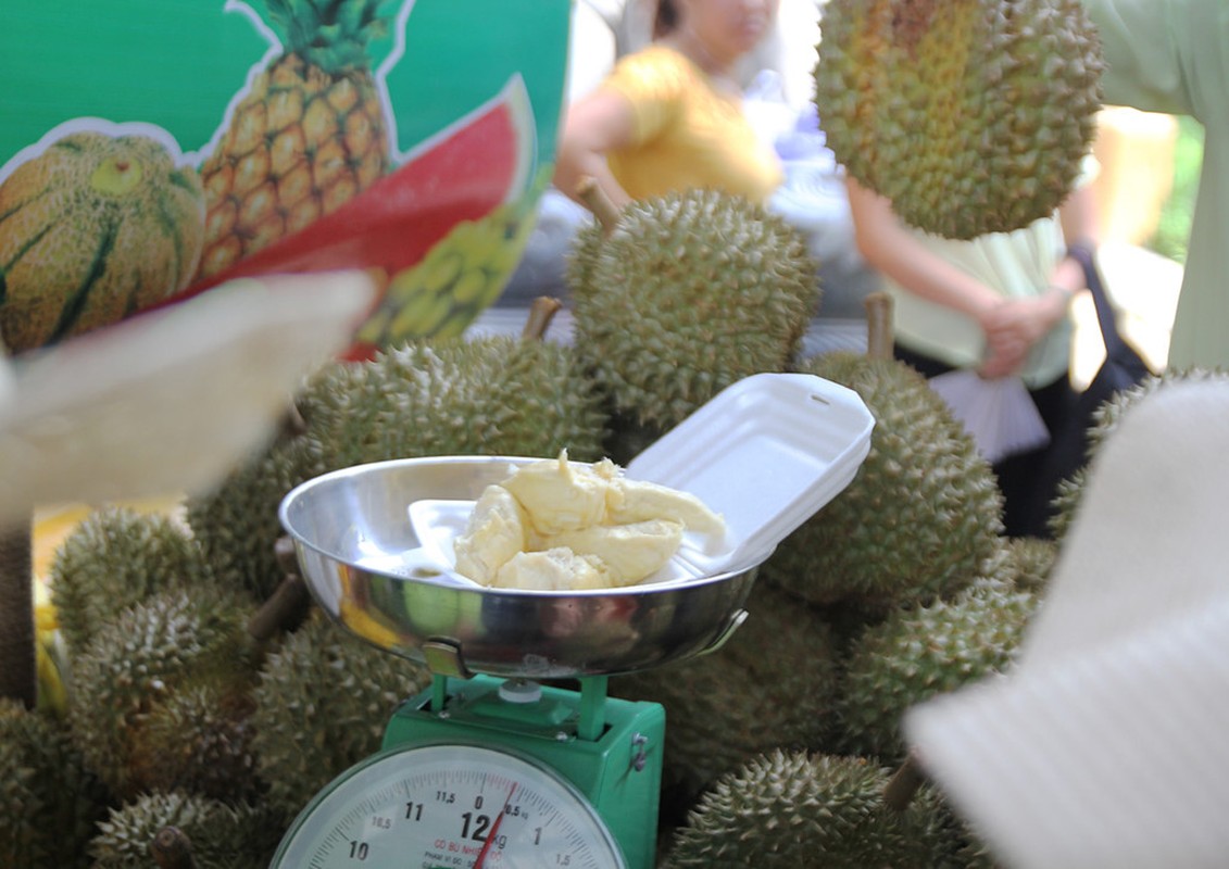 Tranh mua mua sau rieng, vai o cho trai cay Sai Gon-Hinh-4