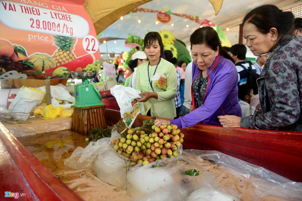 Tranh mua mua sau rieng, vai o cho trai cay Sai Gon-Hinh-7