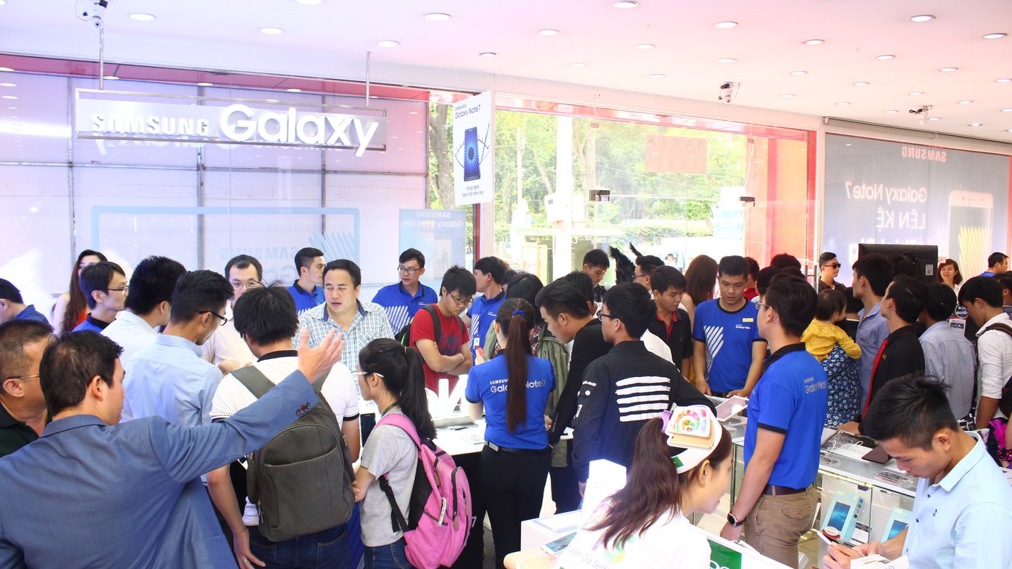 Ngung ban Samsung Galaxy Note 7, khach hang duoc boi thuong-Hinh-14
