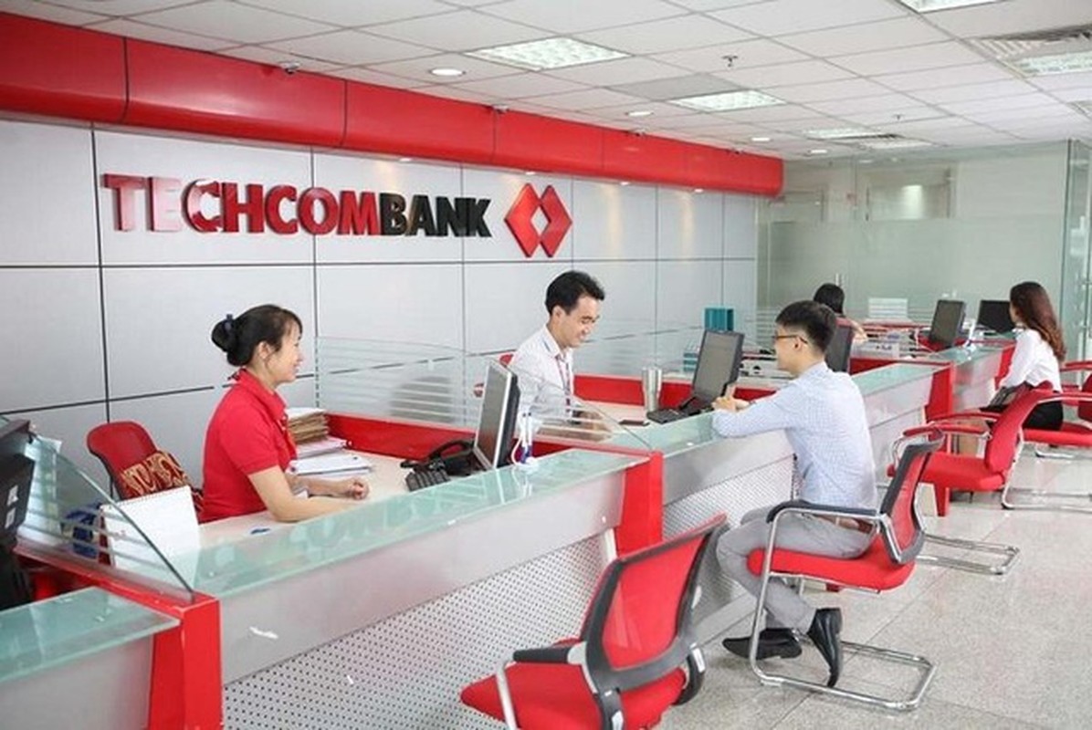 Truy to ke no sung cuop ngan hang Techcombank o Ha Noi-Hinh-4