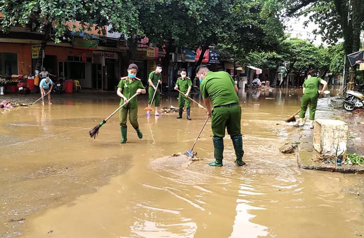 CSCD van minh voi bun dat giup dan chong ngap lut-Hinh-14