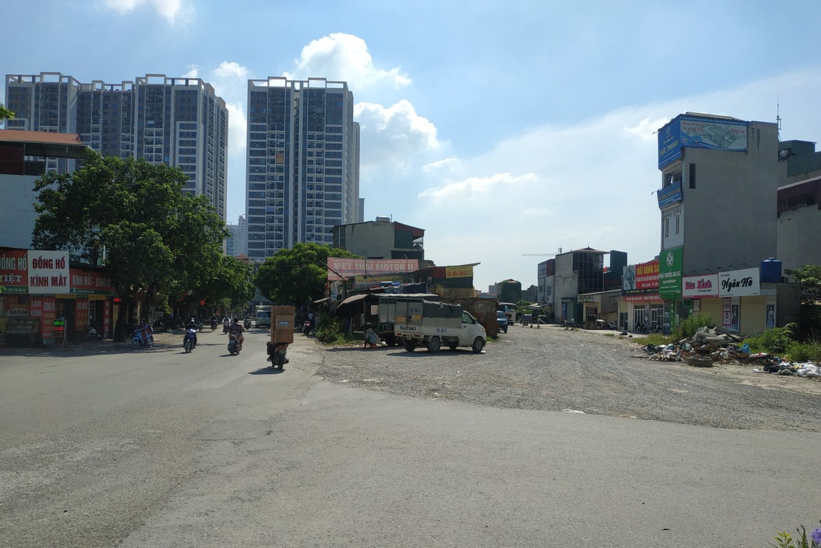 Doan duong 2,1 km giua Ha Noi thi cong gan 20 nam chua xong-Hinh-3