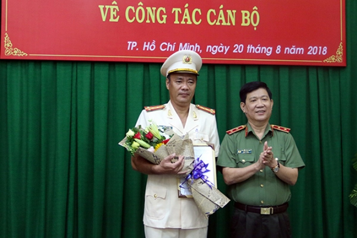 Dau an PGD Cong an TP.HCM Cao Dang Hung vua duoc thang ham Thieu tuong-Hinh-7