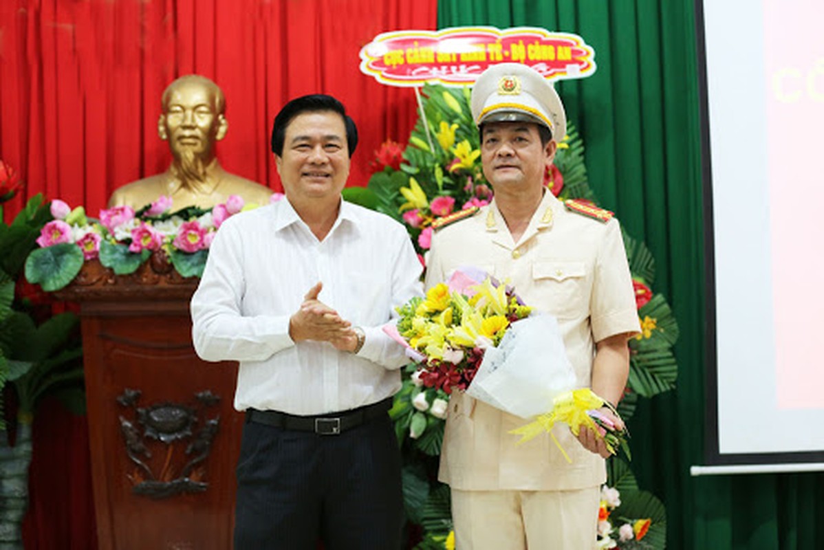 Chan dung Giam doc Cong an TP HCM duoc phong ham tuong-Hinh-4