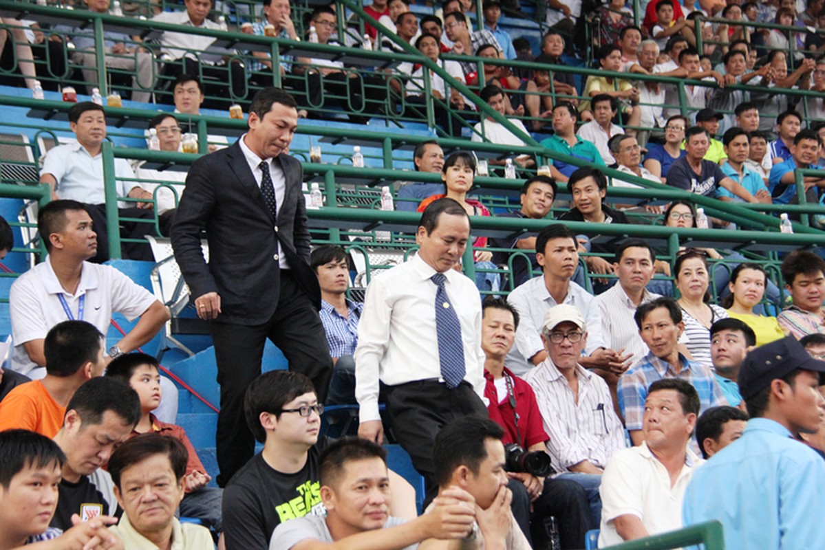 Tung bung khai mac V-league 2015 o Binh Duong-Hinh-3