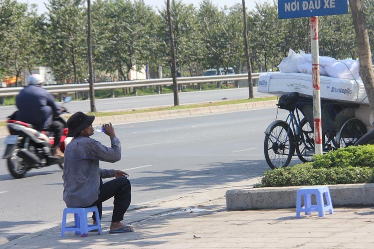 Vua thoat lanh 18 do, Sai Gon “hung“nang nong kinh hoang-Hinh-8