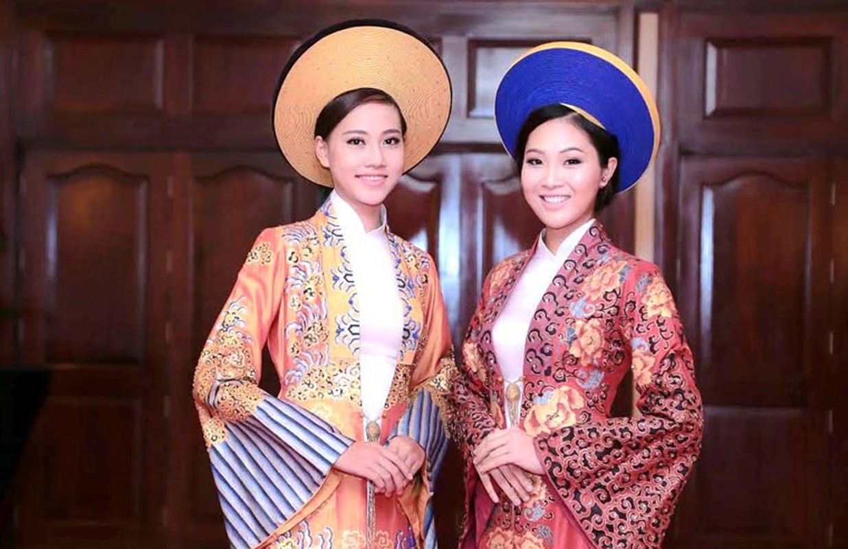 A hau Tra My dien ao dai Vuong trieu don khach Hungary-Hinh-7