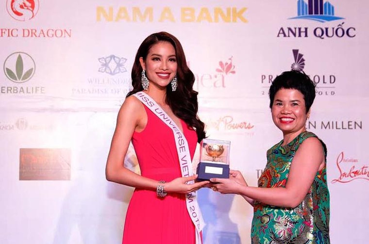 Chiem nguong bau vat Pham Huong dem den Miss Universe 2015-Hinh-8