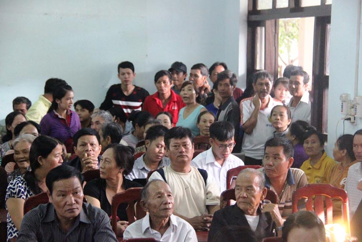 Hang tram nguoi dan toi xem buoi xin loi ong Huynh Van Nen-Hinh-7