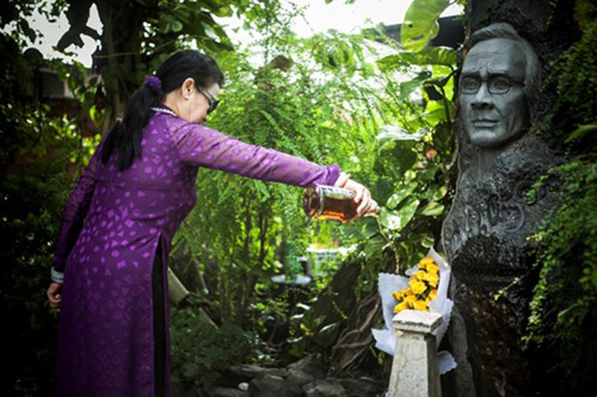 Vieng mo nhac si Trinh Cong Son o vung ven Sai Gon-Hinh-8