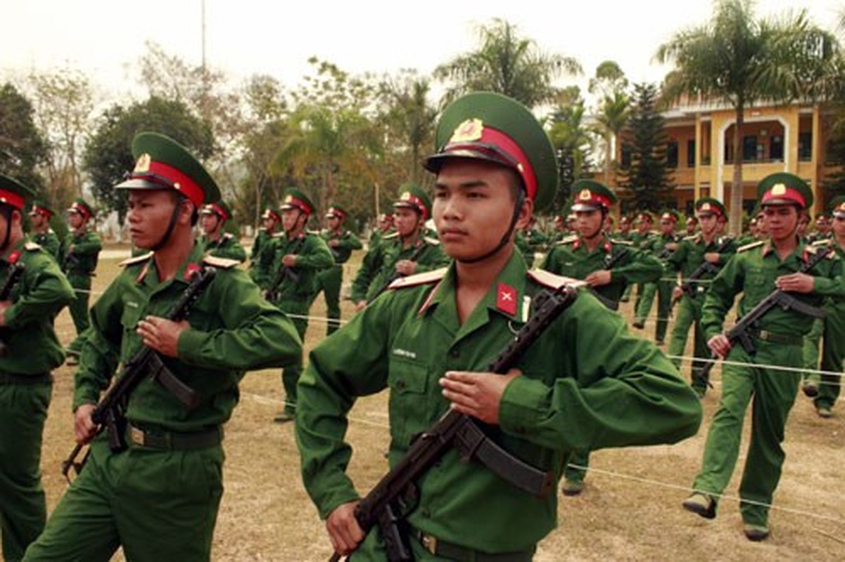 Hinh anh kho luyen cua doi tieu binh canh giac ngu cho Bac-Hinh-5