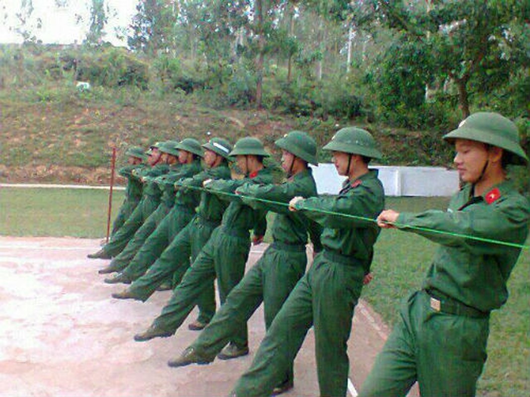 Hinh anh kho luyen cua doi tieu binh canh giac ngu cho Bac-Hinh-7