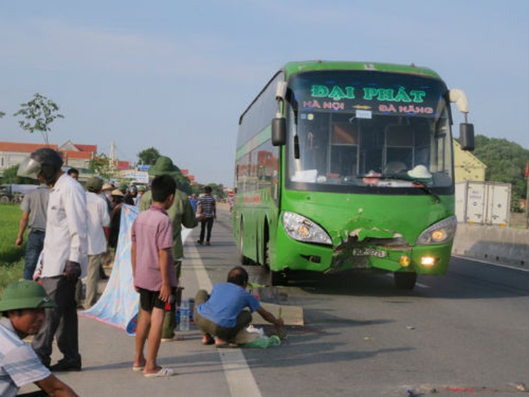 Nhung vu tai nan giao thong tham khoc tuan qua (23/8 – 29/8/2015)-Hinh-5