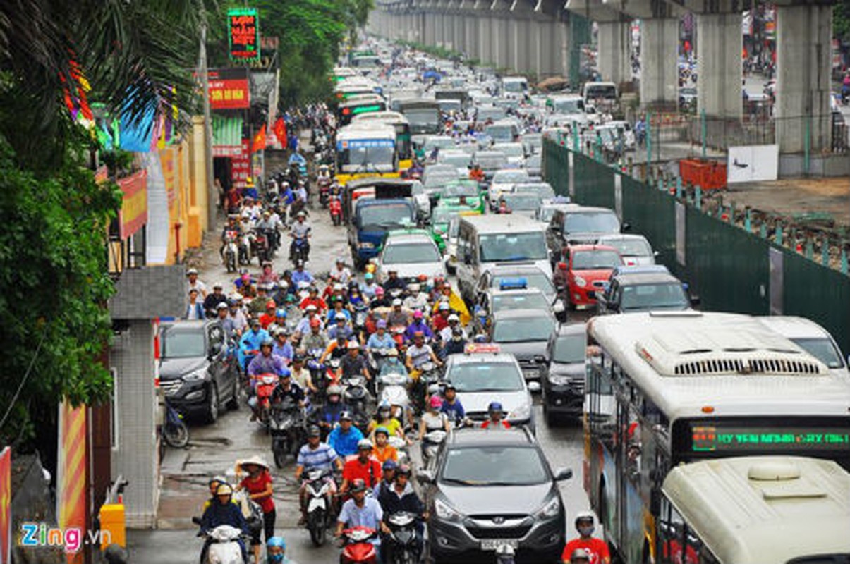 Mot loat tuyen duong o Ha Noi bi un tac keo dai hang km-Hinh-13